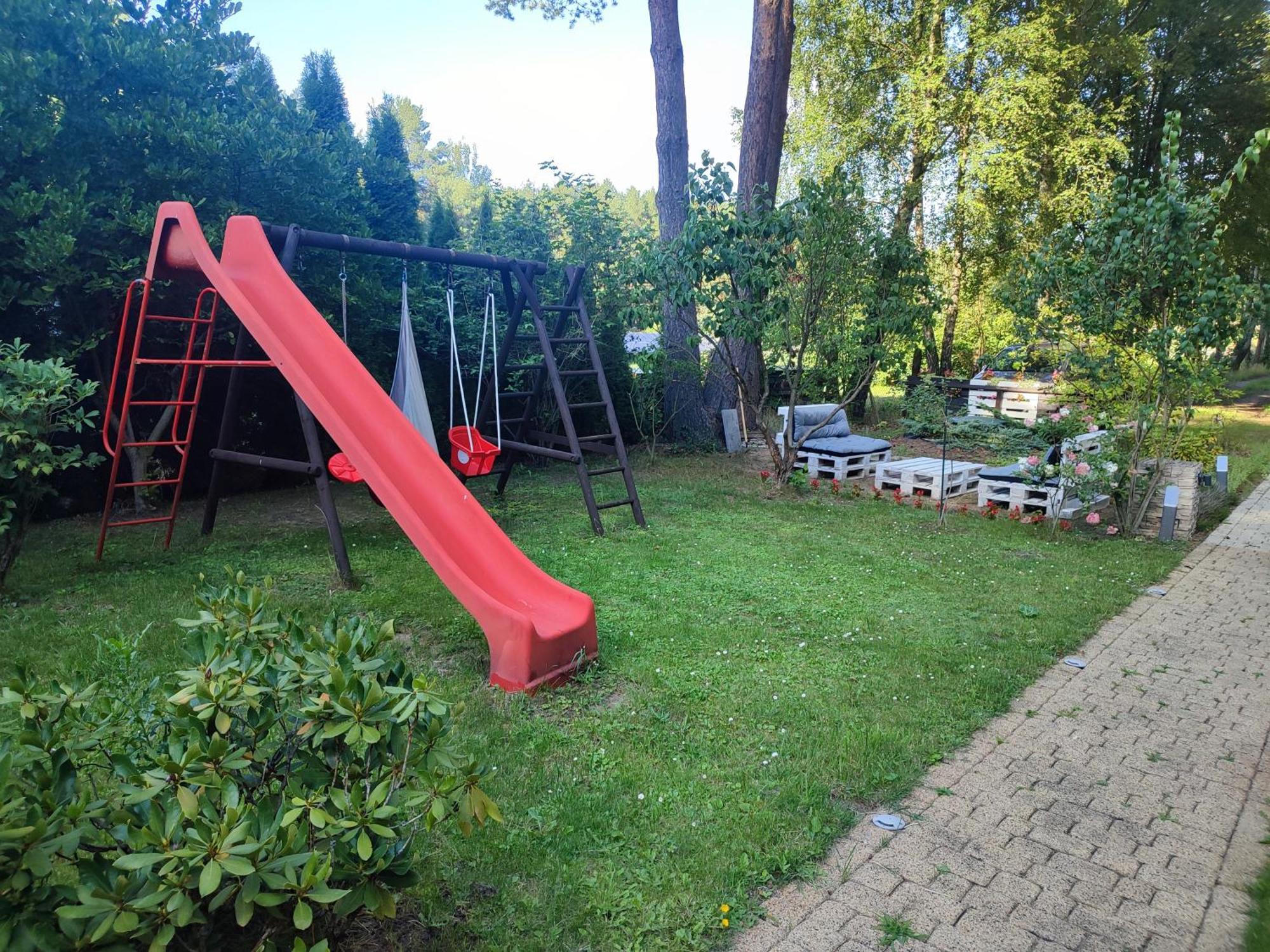 Forrest Dom W Lesie Ferienhaus